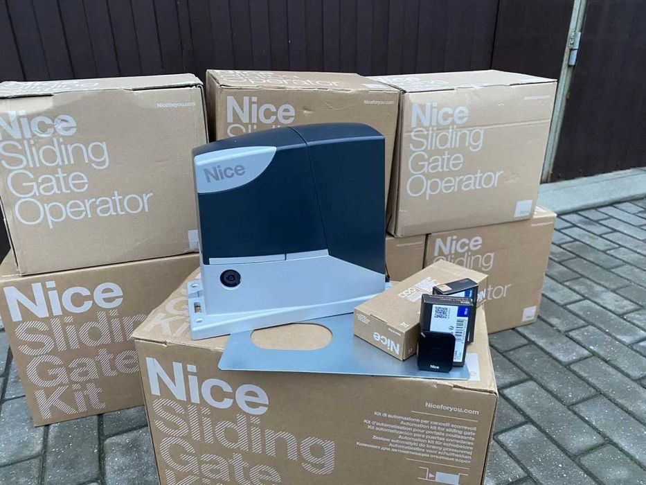 Автоматика для відкатних воріт, Привід на ворота, Автоматичні ворота