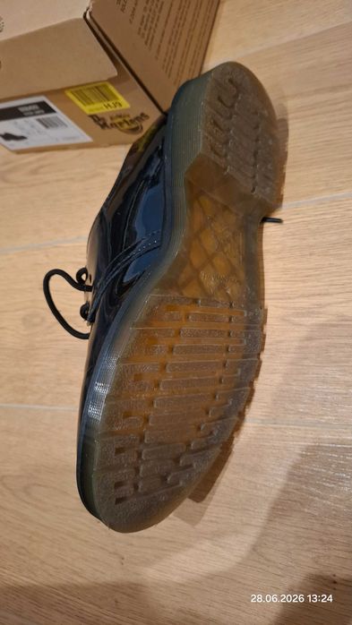 Dr. Martens 40 lakierowane