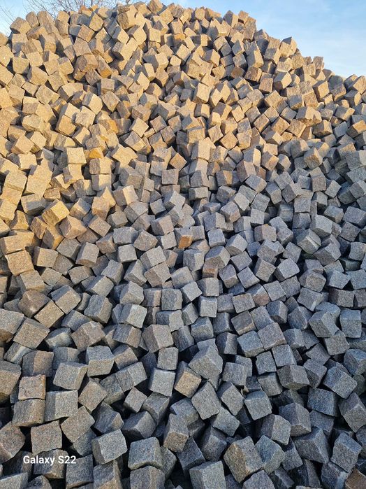 Kostka granitowa, strzegomska 9-11