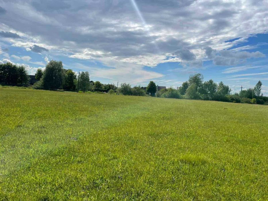 Земельна ділянка для будівництва 10 соток в р-ні Півці