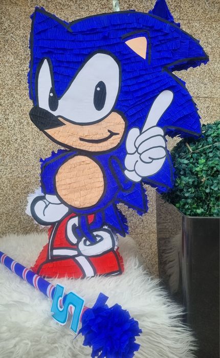 Vendo pinhatas Artesanais originais . Diversão para festas