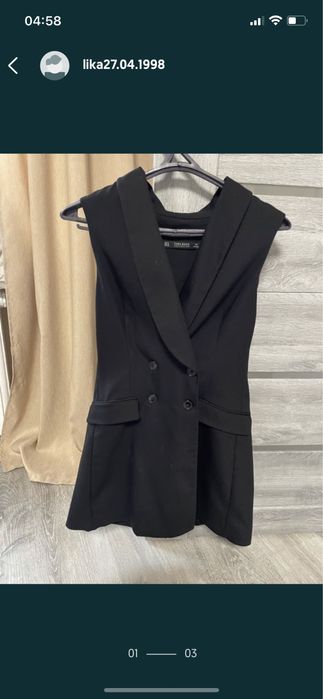 Розмір 42-44, ціна 300 грн, на шортах замок! На спині поясок!