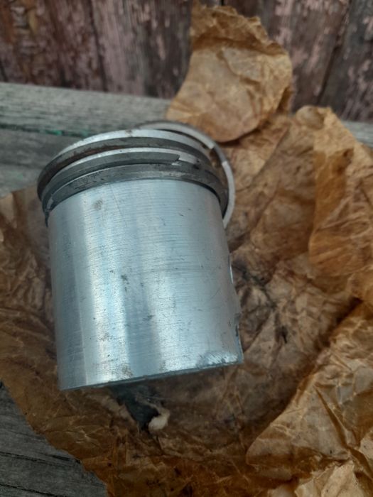 Продам поршня муравей,тула комплект