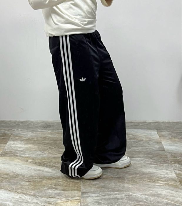 Нові широкі штани Adidas Firebird trackpants широкие спортивки адидас реп loose fit