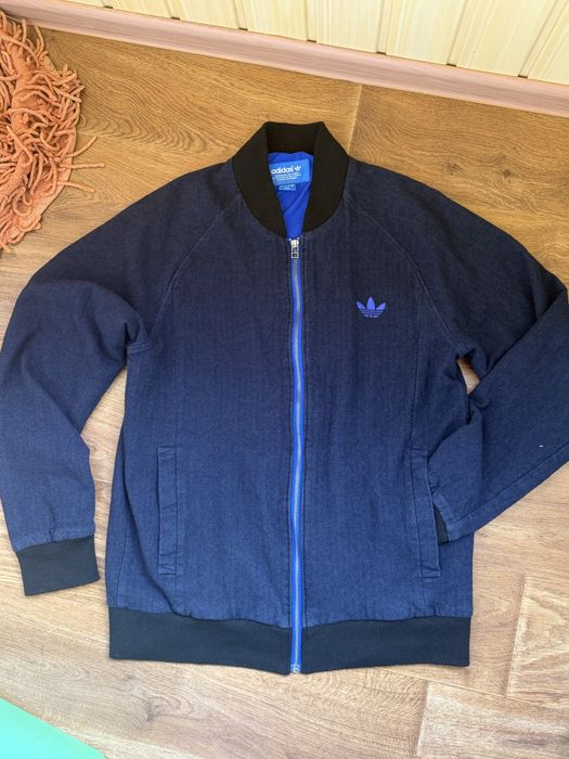 Adidas стильный бомпер размер L