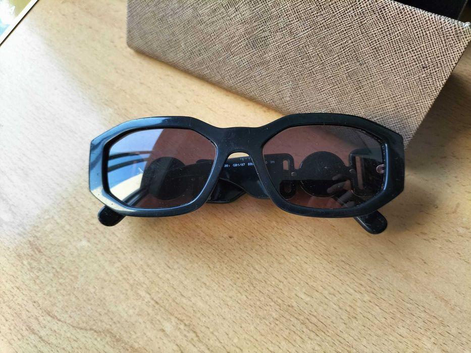 Óculos de Sol Versace Originais + Caixa Pyramid Vintage