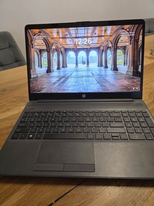 Szybki Laptop HP 255 G8 – Ryzen 3 / 8GB / SSD / Win 11 – Okazja!