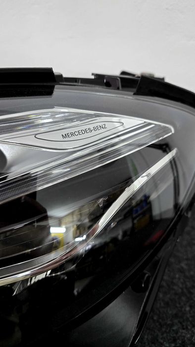 Farol Mercedes Classe E W213  Multibeam
