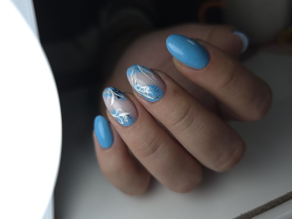 Paznokcie manicure hybryda przedłużanie