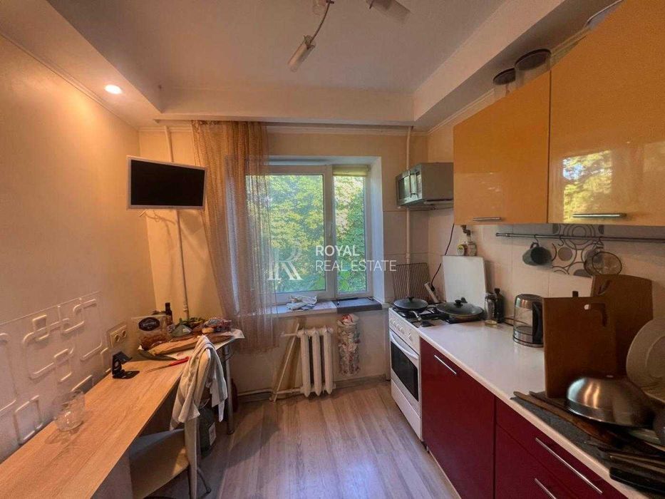 Продаж Квартири 50 м2, Київ, вул. Васильківська 49Б, Хрущовка, Голосіївський район, ТОРГ