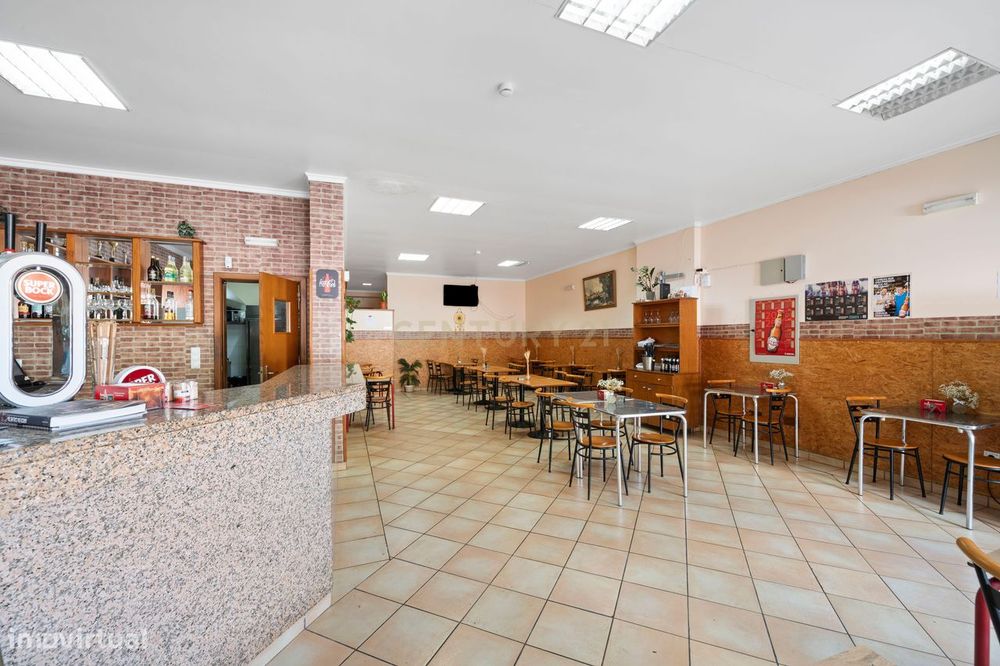 Venda de Espaço Comercial - Grande Potencial de Investimento no Centro