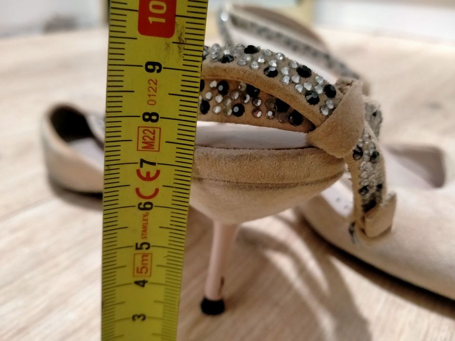 Niskie szpilki Zara r. 37 skóra kolor cielisty