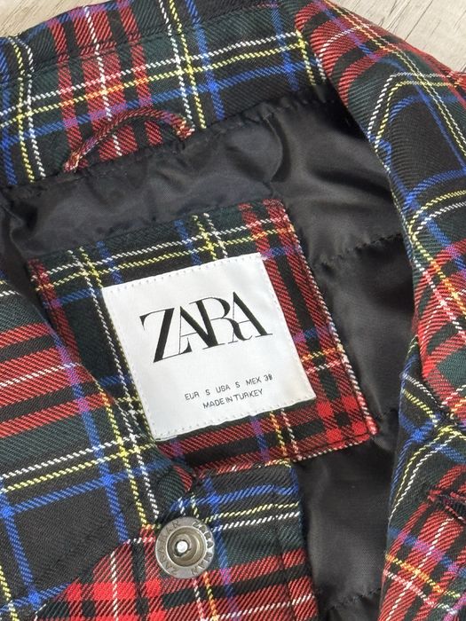 Бомбер Zara в клітинку S