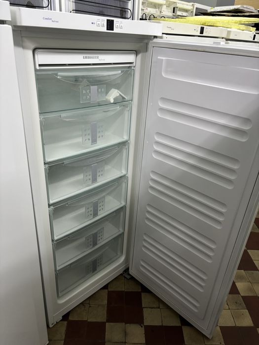 Морозильна камера Liebherr GN2323 з Німеччини