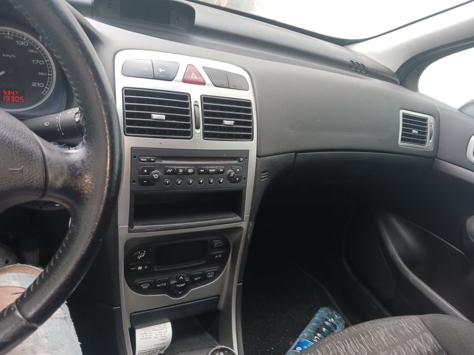 Peugeot 307 hdi  2004