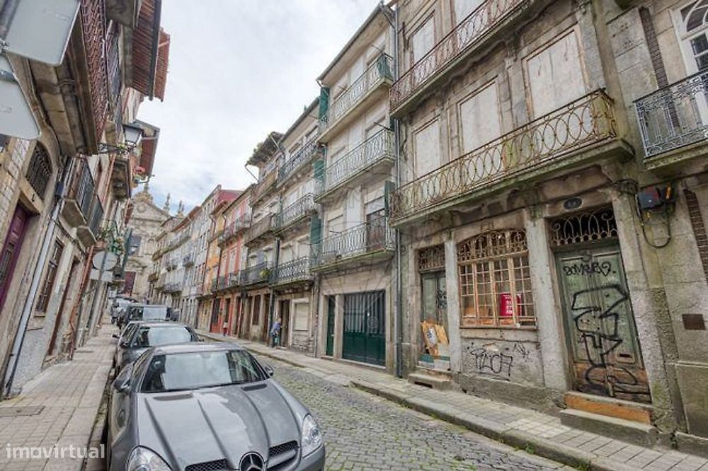 Apartamento T1 C/Varanda - Centro Porto