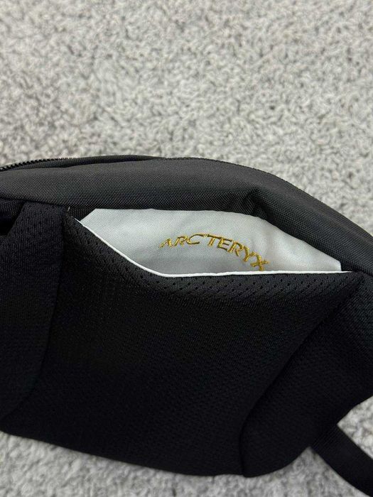 Месенджер Arcteryx Mantis 2 чорна
