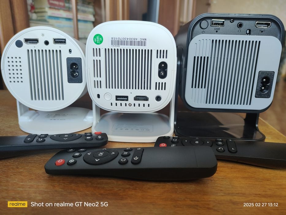 Продам кинопроектор(видеопроэктор))