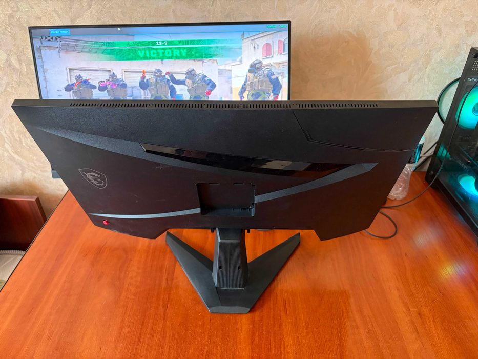 Monitor MSI mag 256f