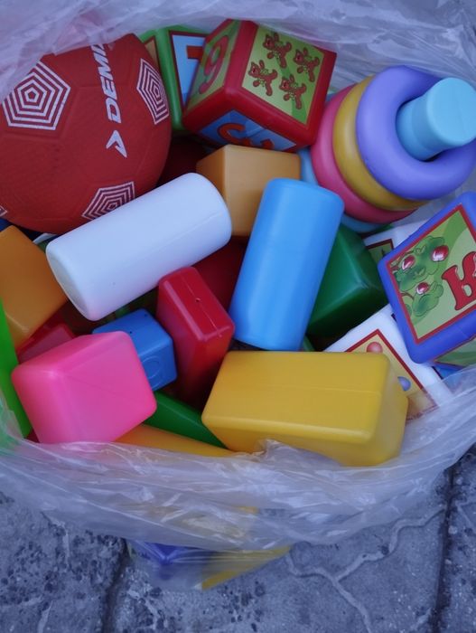 Продам набор игрушек