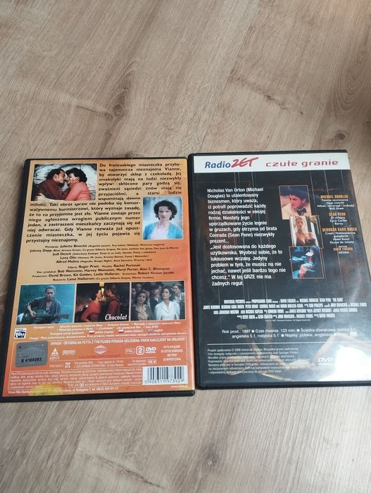 Dwie płyty dvd z filmami:Gra, Czekolada