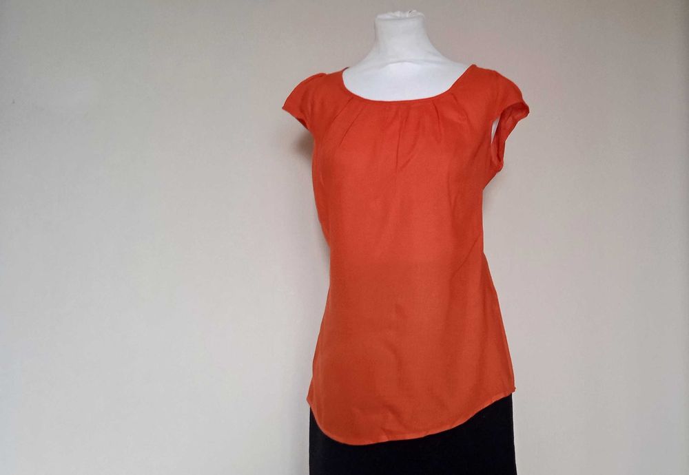 pomarańczowa bluzka Stradivarius