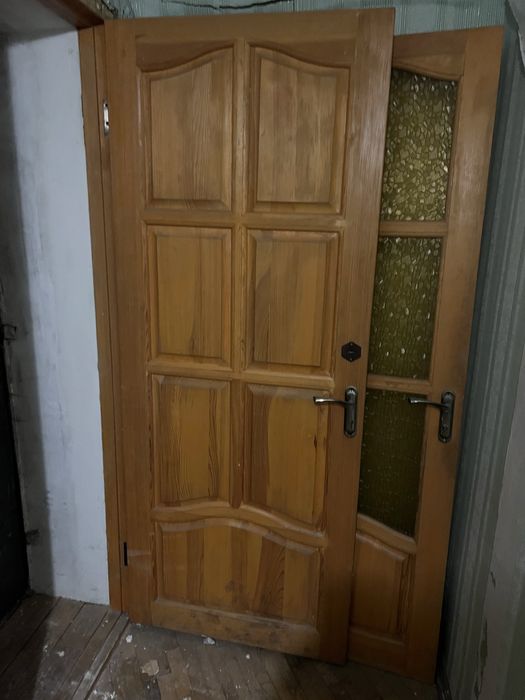 Продам 4 двері деревʼяні