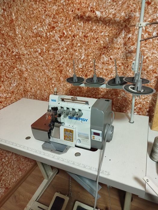 Оверлок Gemsy SG7725E