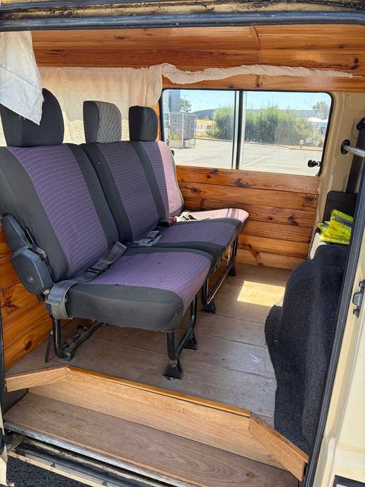 Mitsubishi L300 2.5 Diesel LONGA – 9 Lugares – Camper