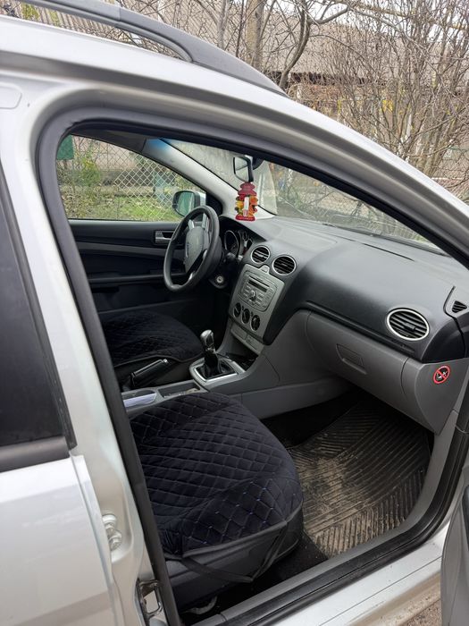 Продам Форд Фокус 1.8 бензин