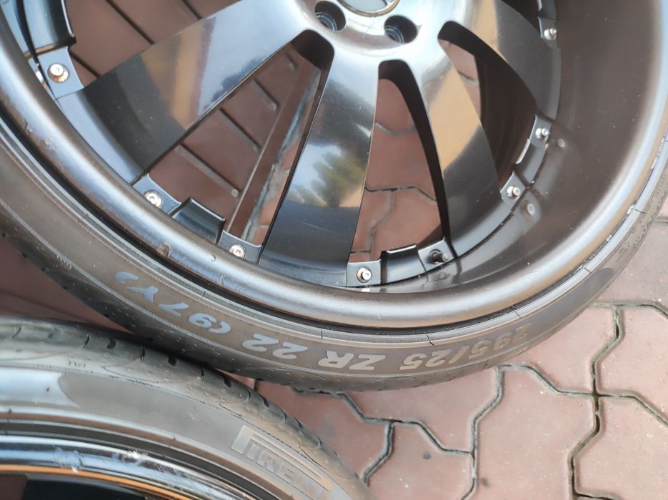 Felgi 22 cale Mercedes w dwóch rozmiarach
