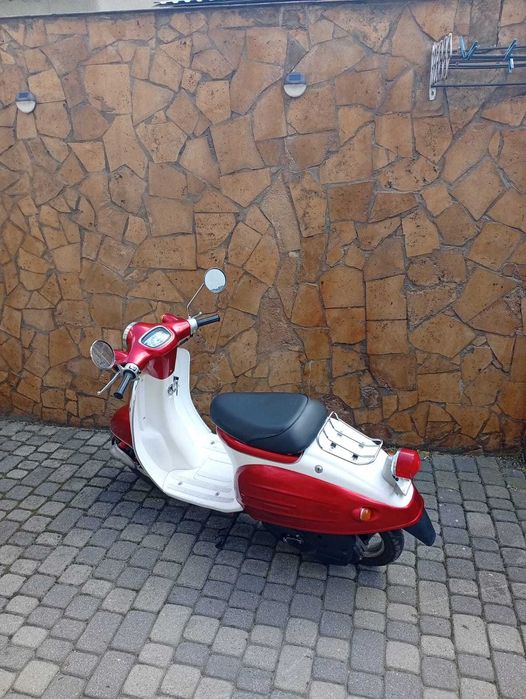 Ретро скутер Suzuki Verde 50cc (на ходу, ретро стиль)
