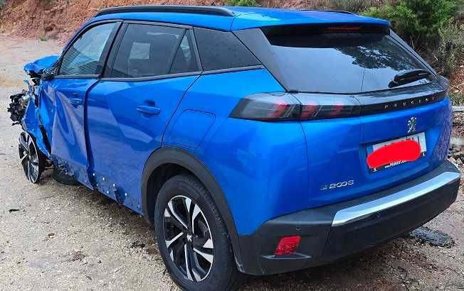 PEUGEOT E-2008 electrico