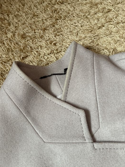 Пальто бежеве світле Victoria bloom