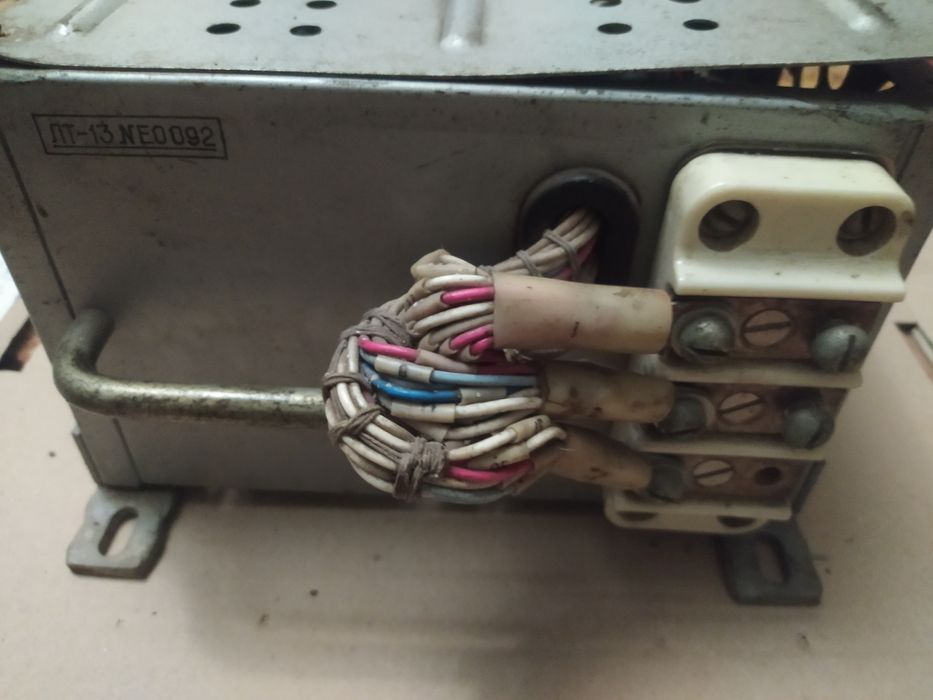 конденсатор,домкрат, насос,диод