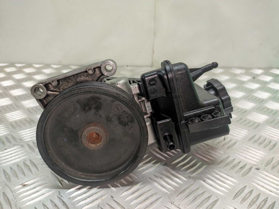 Насос гідропідсилювача ГУР Merscedes Sprinter w906 / Vito w639