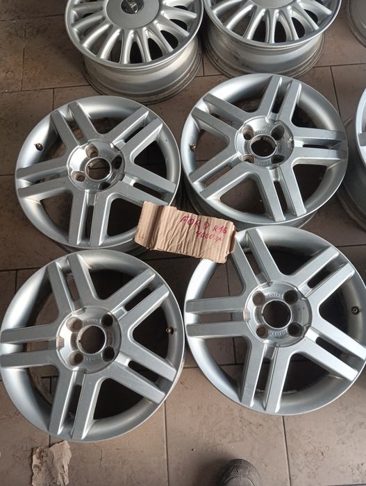 Титанові диски різних розмірів