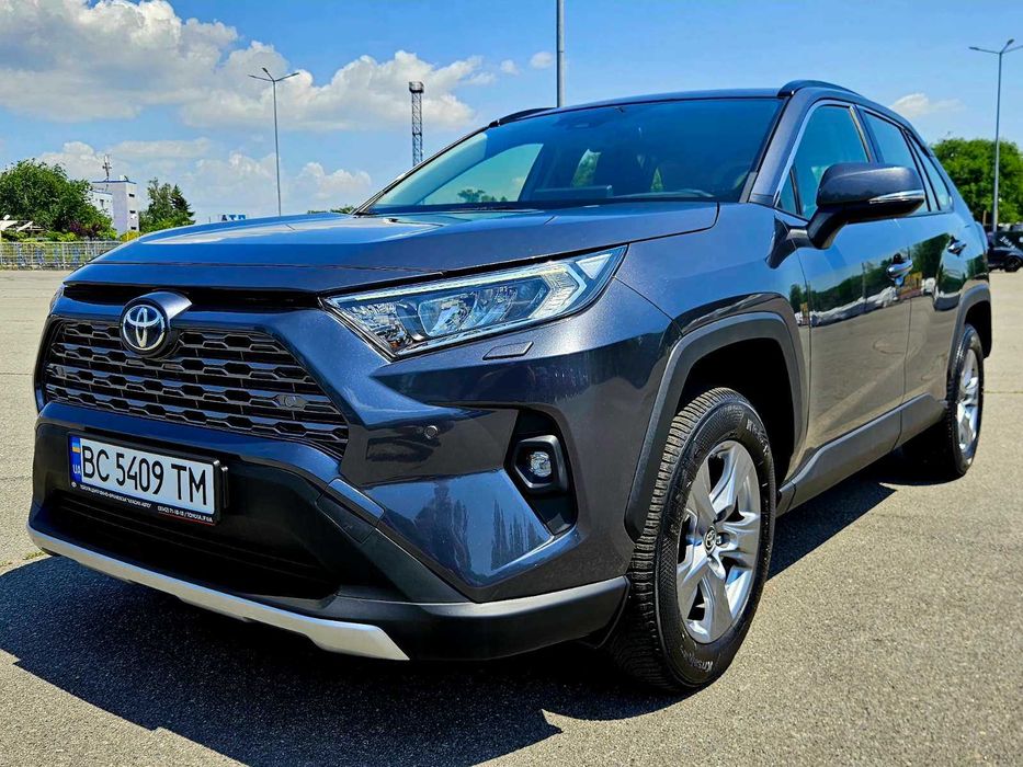 Toyota RAV4 2024р 2.5 гібрид офіційний