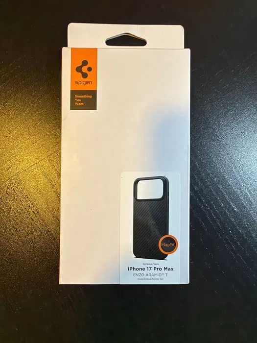 Etui Spigen Enzo Aramid T Mag (CC) do MagSafe do iPhone 18 Pro Max / 17 Pro Max, czarne.