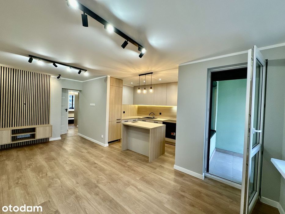 Salon z Aneksem, PRALNIA, Duży Balkon Do Wprowadzenia, Bez Prowizji