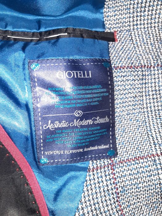 Сірий піджак від GIOTELLI