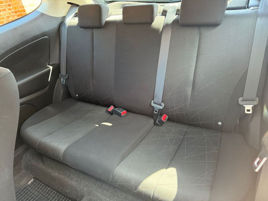 Mazda 2 zadbana POLECAM