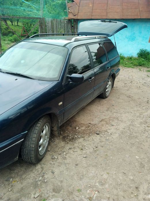VOLKSWAGEN PASST