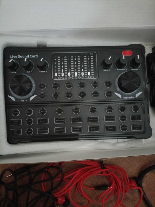 Micro com modificador de voz