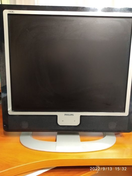 Монитор Phillips 190x6