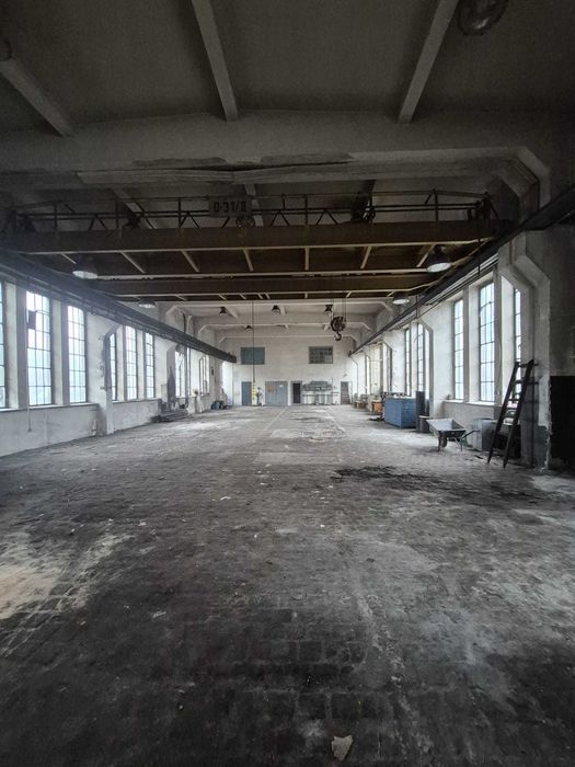 Działka przemysłowa z halą