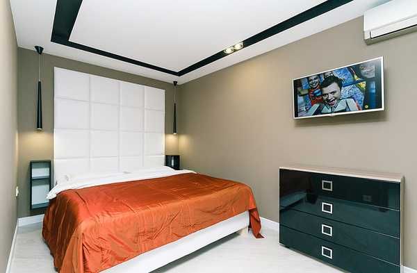 Подобово 2 кімнатна Лесі Українки 16а. Джакузі. Центр