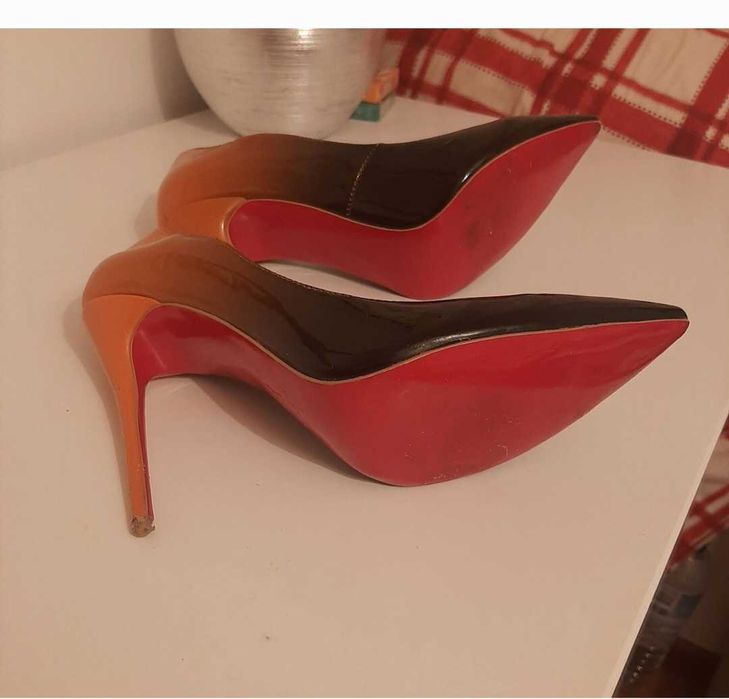 sapatos louboutin