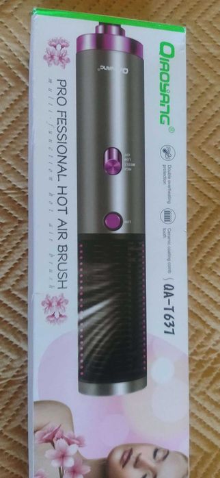 Secador e alisador de cabelo