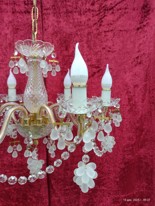 Хрустальна люстра виноград Чехия